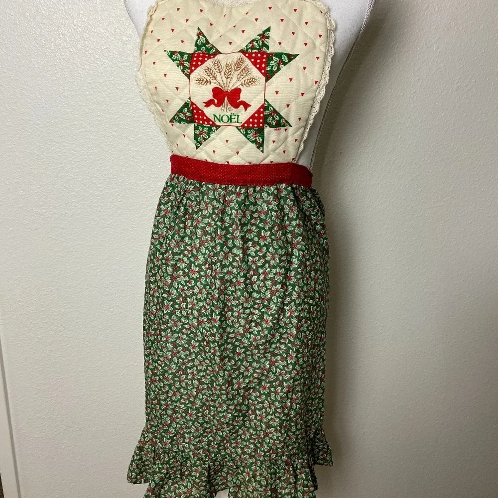Vintage Christmas Floral Quilted Red & Green Ruffle Apron